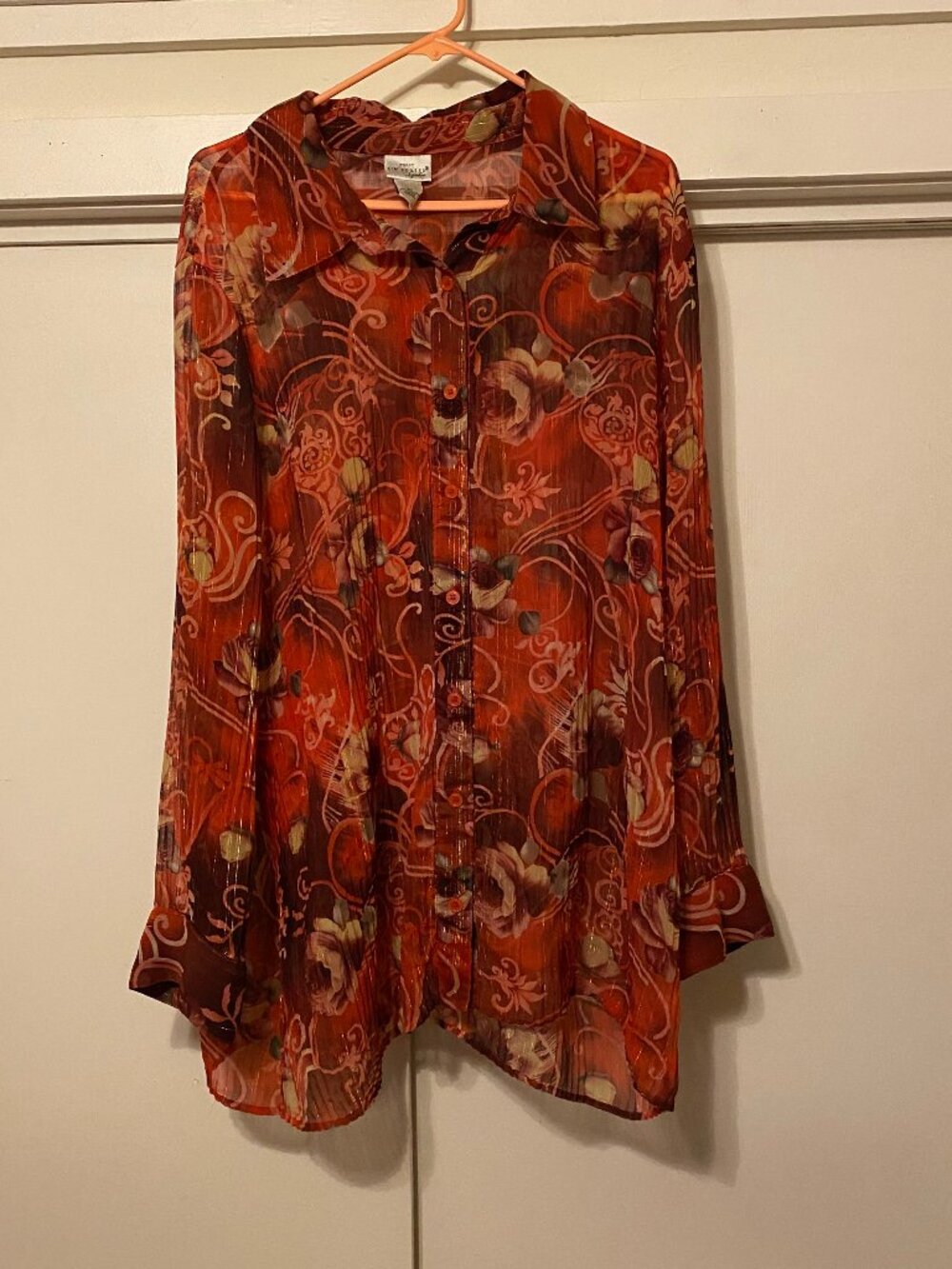 Kim Rogers Signature, floral designs blouse w/gold throughout, size 3X